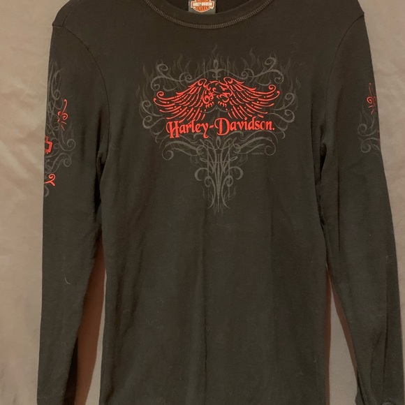 Gently used Harley Davidson long sleeve T-shirt - Picture 4 of 6